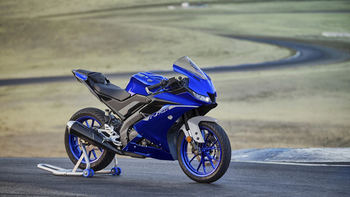 2020-Yamaha-YZF-R125-EU-Icon_Blue-Static-001-03.jpg